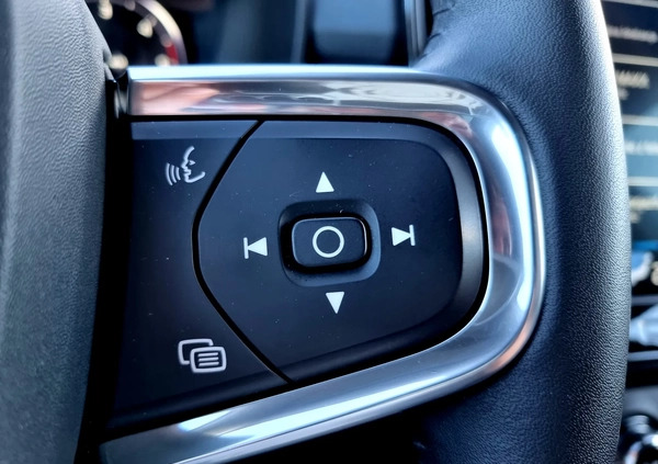 Volvo XC 40 cena 97900 przebieg: 143000, rok produkcji 2019 z Pyzdry małe 631